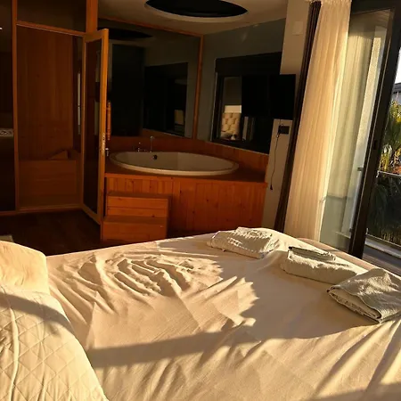 Vilă Peaceful Villas-luxury-jacuzzi-sauna *