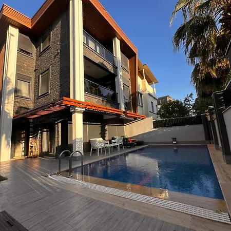 Peaceful Villas-luxury-jacuzzi-sauna Villa *