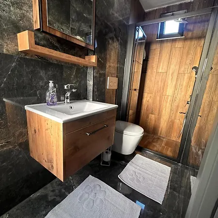 Peaceful Villas-luxury-jacuzzi-sauna *