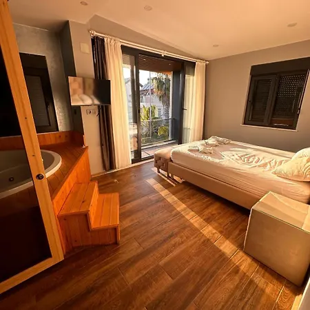 Willa Peaceful Villas-luxury-jacuzzi-sauna *